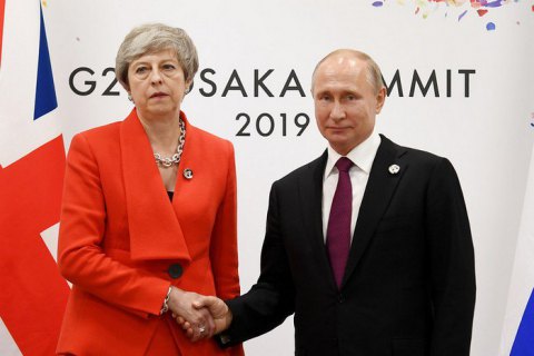 Мэй впервые после отравления Скрипалей встретилась с Путиным