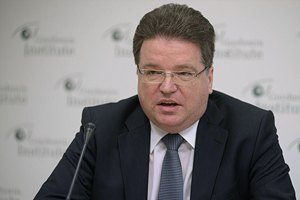 МВФ выставит Украине новые требования для кредита, - экономист