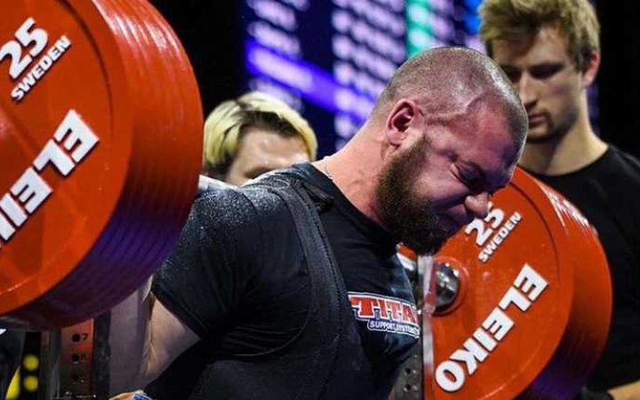 Мусієнко встановив два світові рекорди на чемпіонаті світу з пауерліфтингу