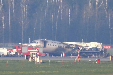Российская авиакомпания отказалась покупать самолеты Superjet после катастрофы в Шереметьево
