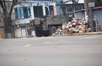 Після прильотів росіяни пішли з двох селищ поблизу Маріуполя, - Андрющенко