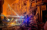 Ворог спалив історичну памʼятку в Нью-Йорку на Донеччині та всю ніч обстрілював Миколаївщину, – зведення ОВА