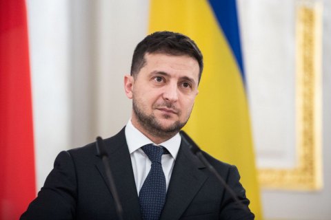 Зеленский пришел на встречу с премьером Чехии небритым из-за суеверий