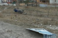 Lexus снес остановку на Богатырской улице в Киеве, убив человека
