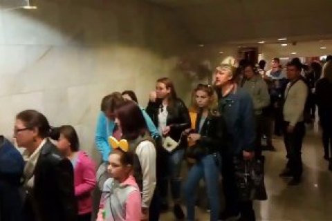 Новые стройнормы предусматривают увеличение количества женских туалетов в кинотеатрах и театрах