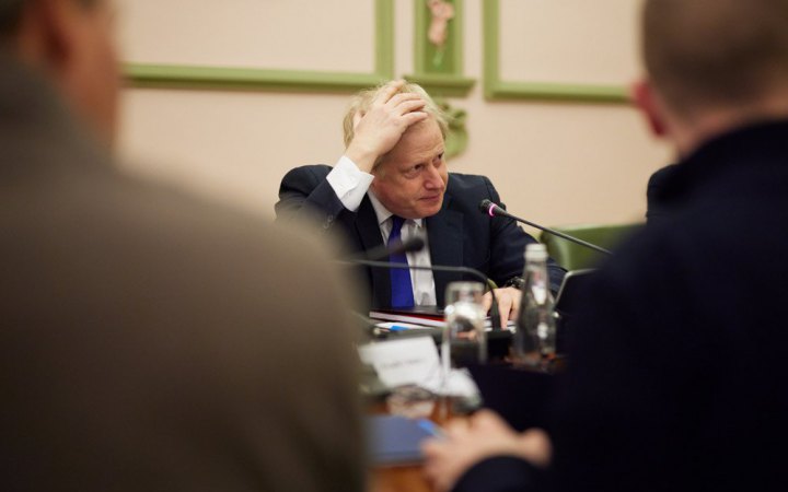Джонсон заявив про "реалістичну можливість" війни в Україні до кінця 2023 року