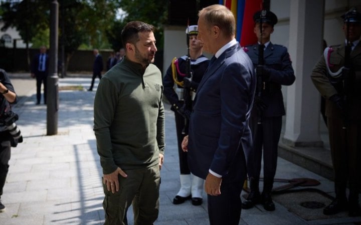 Зеленський обговорив з Туском безпекову ситуацію та всі наявні загрози