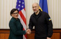 ​Шмигаль і спецпредставниця США Пріцкер обговорили фінансову підтримку України і питання експорту