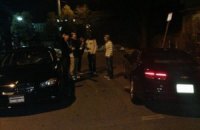 В США задержали друзей Царнаева, ездивших на машине с номером "Террорист №1"