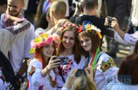 В Киеве прошел 16-й Мегамарш вышиванок