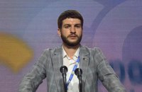 У активиста молодежной организации партии Порошенко устроили обыск из-за видео с Зеленским и КамАЗом