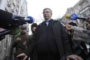 Брат Луценко: пускай представителям ГПУ перья во рту вырастут