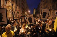 "Титушки" мешают провести вечер памяти Гонгадзе в Донецке