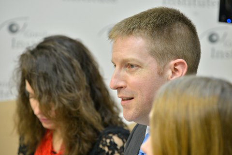 Пресс-атташе посольства США увидел прогресс во владении украинцами английским языком