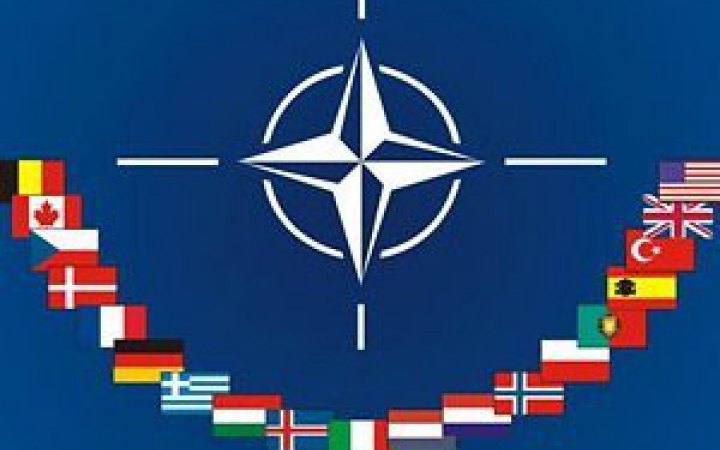 Якщо українці підтримають на референдумі вступ до НАТО, то з Росією можуть бути нові переговори, – Арахамія