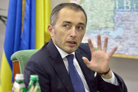 Пишний іде з Ощадбанку