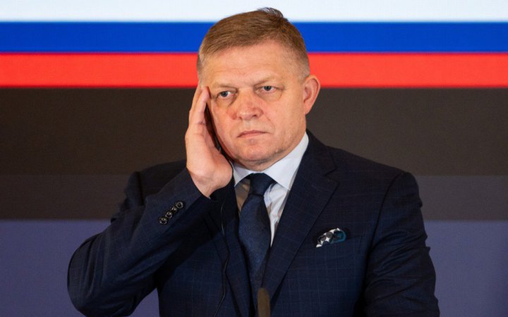 Литва і Латвія заборонили проліт для літака Фіцо на шляху до Москви