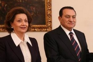 Мубарак оштрафован на $33 млн за отключение интернета в Египте