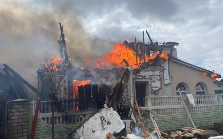 Во время вражеских обстрелов Фастовского района Киевщины пострадали 11 взрослых и один ребенок