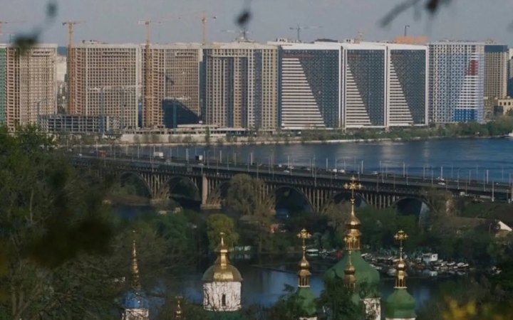 Прокуратура звернулася до Кличка щодо незаконних закладів у столичних парках та на берегах