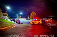 В Херсоне мужчина устроил стрельбу в парке, есть раненый