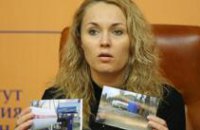 23 февраля нужно сделать государственным праздником и выходным днем, - депутат