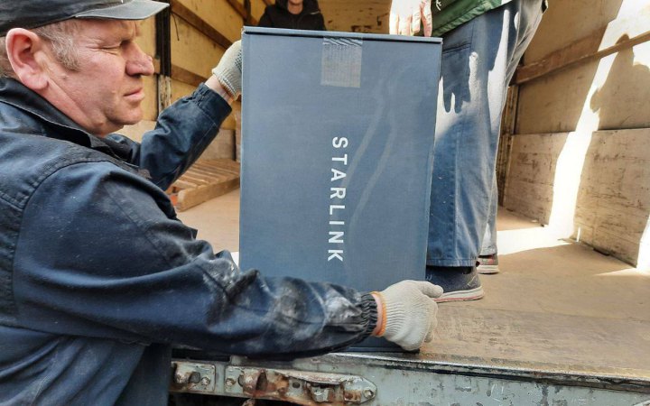 Українські медзаклади вже отримали 1092 термінали Starlink