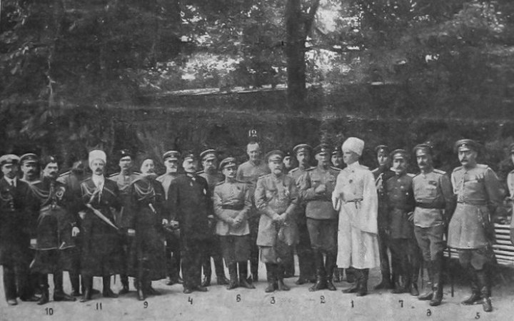 А могли разом бити більшовиків?.. 