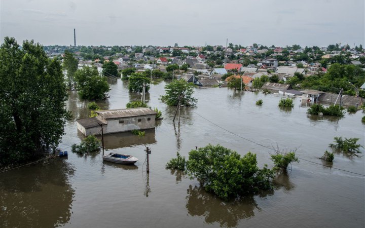 Україна і ООН домовились про евакуацію з окупованого затопленого лівобережжя Херсонщини, але ще треба згода Росії