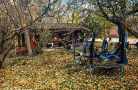 Росіяни вдарили безпілотником по парку на Харківщині: шестеро людей загинули, з них - дві дитини (оновлено) 