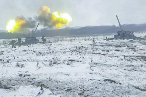 У Тростянці військові РФ обстріляли приватні будинки