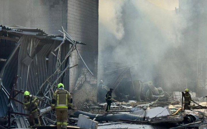 У Києві після атаки Росії призупинив роботу завод одного з найбільших в Україні виробників хумусу