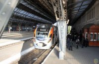 С 15 марта Украина приостанавливает железнодорожное сообщение с Польшей