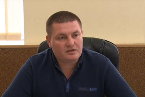 В Коломые группа лиц вывезла подростка в лес, раздела и отправила домой без одежды