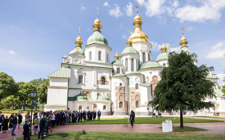 У Софії Київській вшанували пам'ять дітей, які загинули через збройну агресію РФ