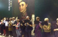 Поступок директора Арсенала - это вандализм и подхалимаж, - художник