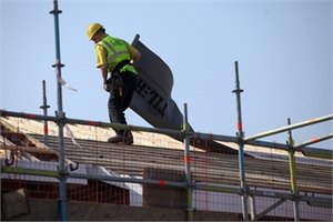 Больше всех в Европе работают румыны и поляки