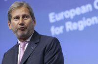 Єврокомісар Хан розкритикував відмову Ради скасувати е-декларування для антикорупціонерів