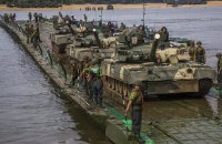 Россия планирует провести в оккупированном Крыму учения с 50 самолетами и 10 кораблями