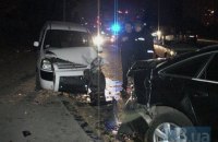 ​В Киеве пьяный таксист устроил масштабное ДТП с участием шести автомобилей
