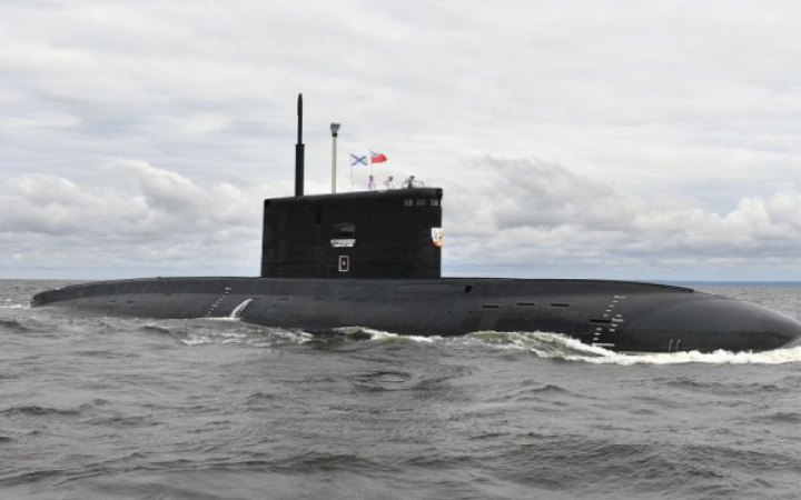 У Чорному морі вороже угруповання посилилося підводним човном
