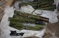 Житель Запорожья нашел в лесу 15 гранатометов