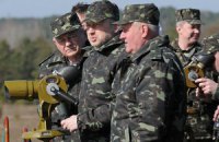 Турчинов заверил, что Украина примет бой в случае вторжения 