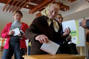 В Латвии возобновился сбор подписей за русский язык
