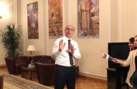 Парубій залишив новому спікеру Ради портрети князів і гетьманів