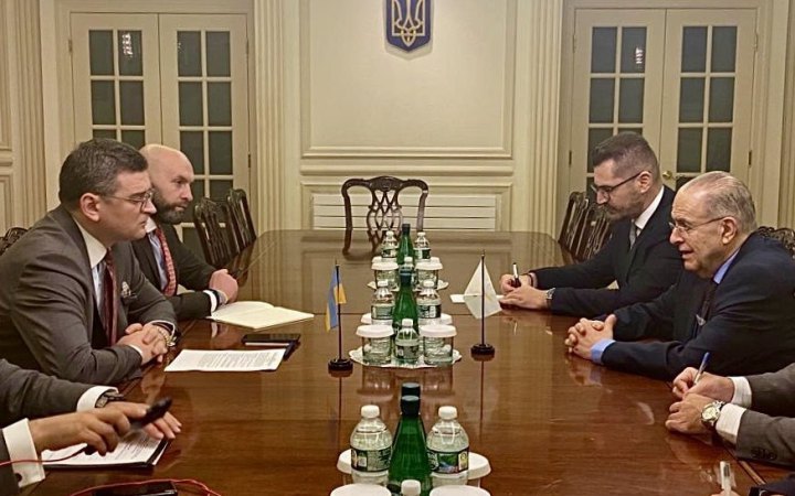 Кулеба обговорив із колегою з Кіпру питання припинення російської агресії