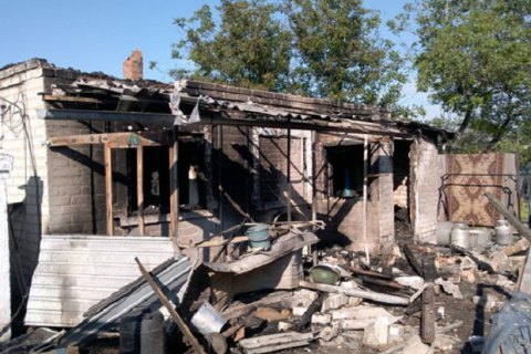 В результате обстрела боевиками Авдеевки ранен местный житель