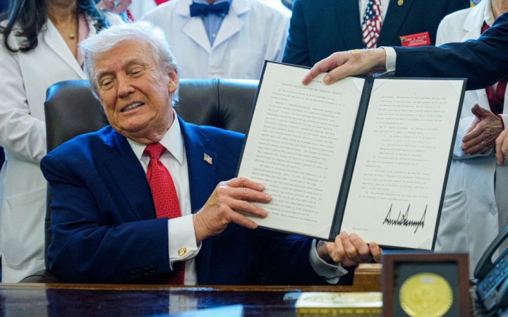 Трамп пом’якшив статус марихуани у Сполучених Штатах 