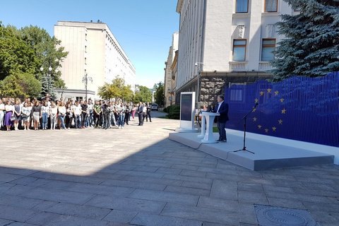Порошенко запустил "таймер безвиза"