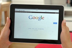 Google и Apple снизили цены на мобильную рекламу